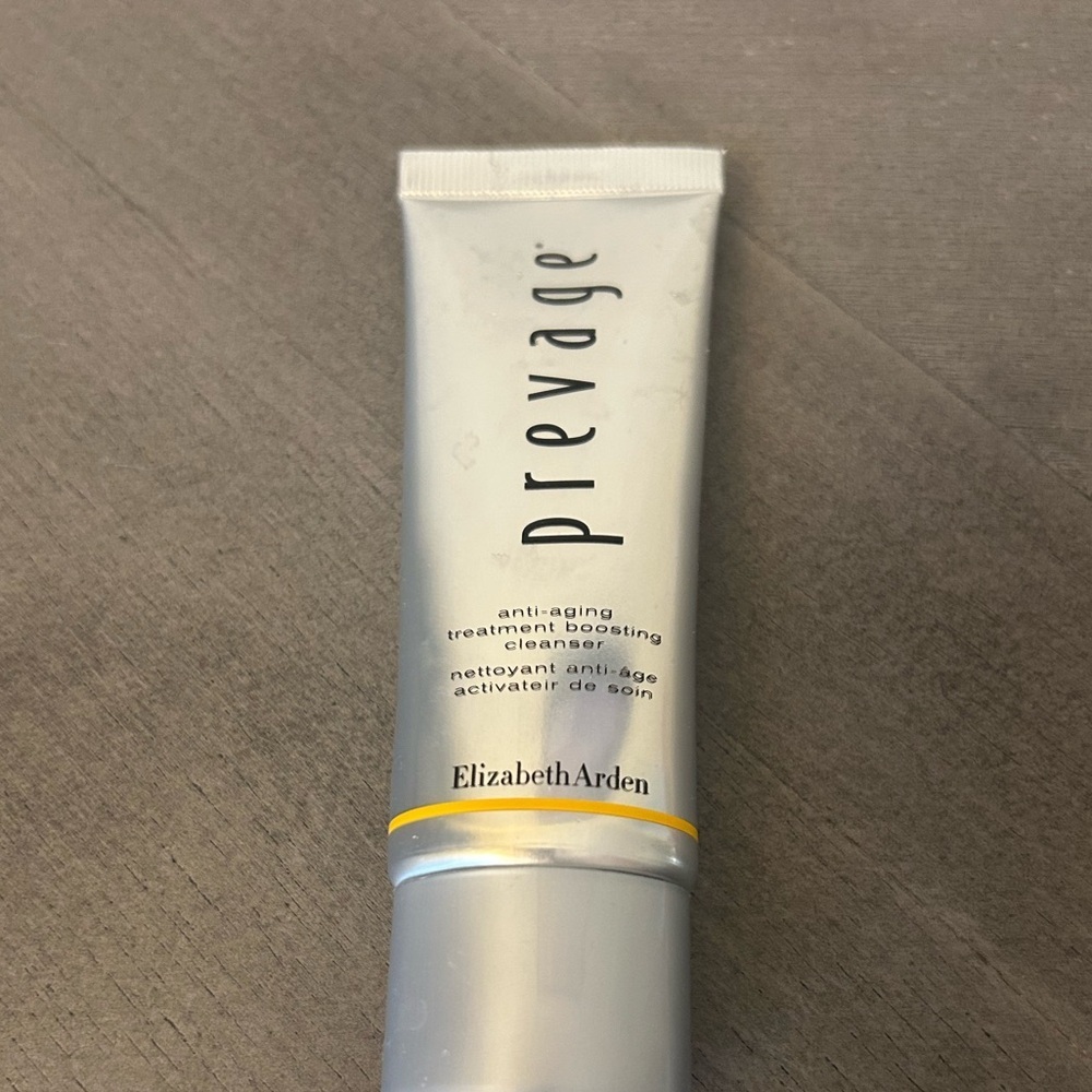 Elizabeth Arden Prevage Anti-Aging Treatment Boosting Cleanser